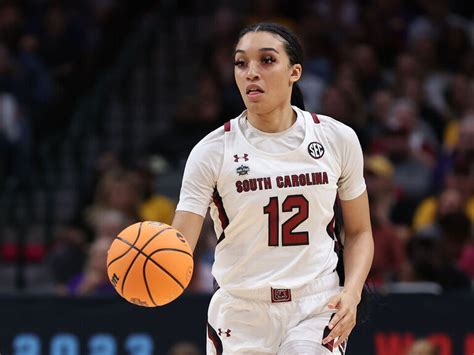 South Carolina’s Brea Beal to enter WNBA draft